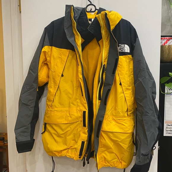 Northface Men’s Coat with matching fleece - Picture 1 of 8